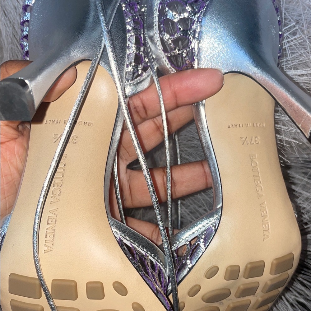Authentic Bottega Veneta Heels!! - Picture 8 of 16